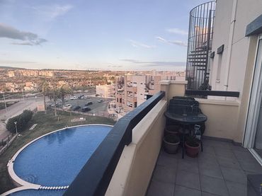 Apartament amb balcó en venda a Sierra de los Villares 73