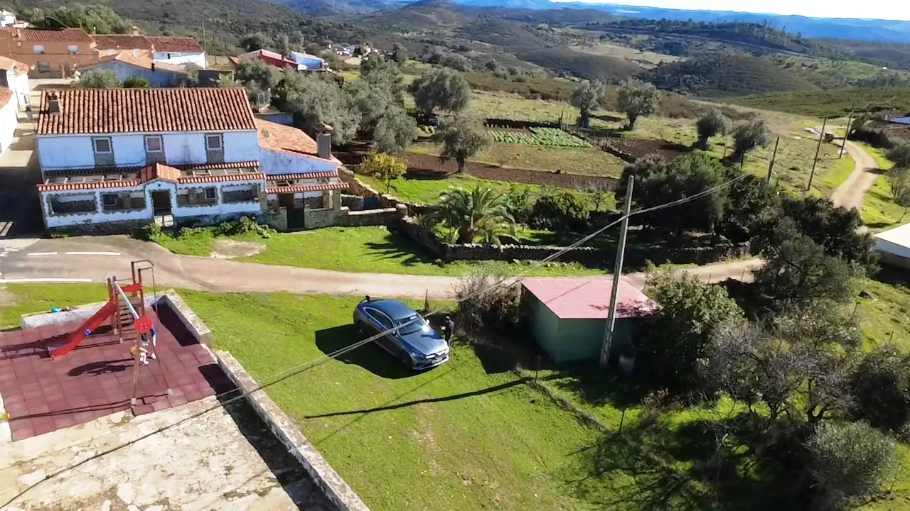 Vista exterior de Casa o xalet en venda en Almonaster la Real amb Jardí privat, Terrassa i Traster