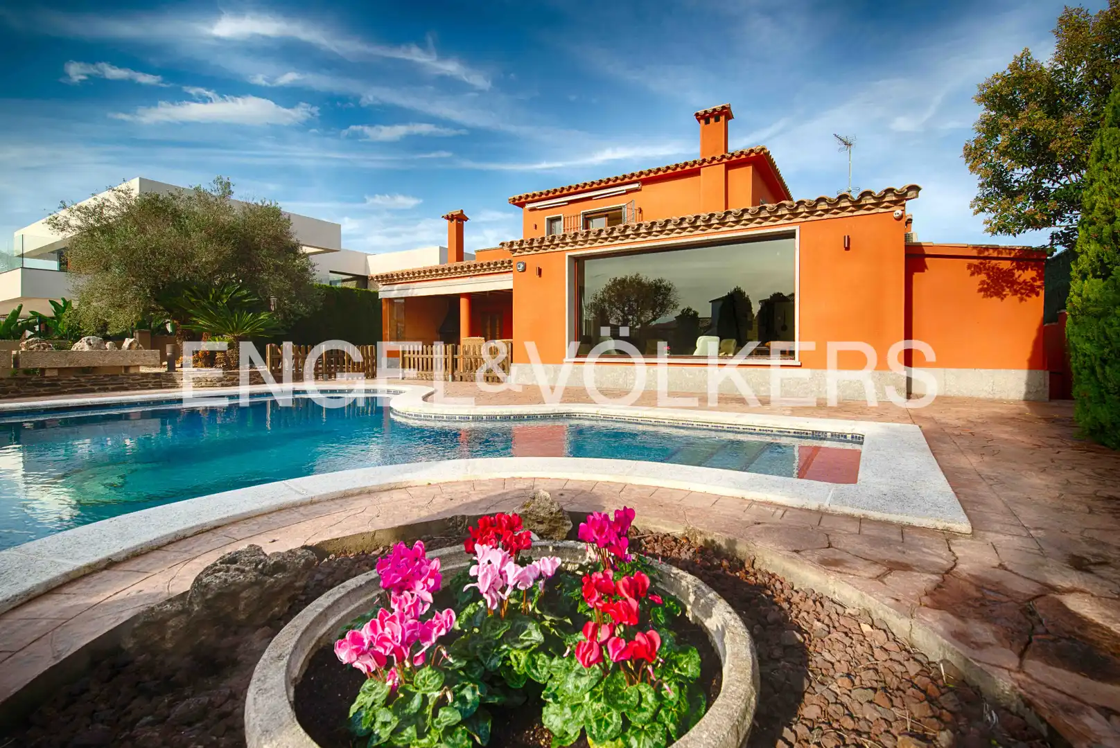 Chalet con piscina en venta en Carrer Pení, imagen 8