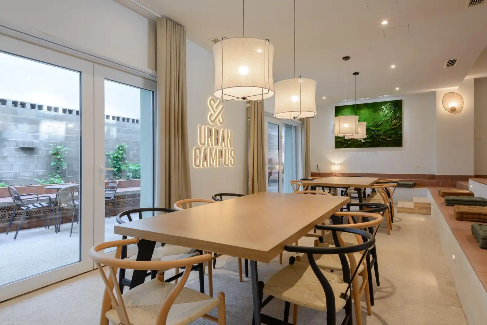 Dining room of Study for rent in Madrid  with Air Conditioner, Heating and Furnished