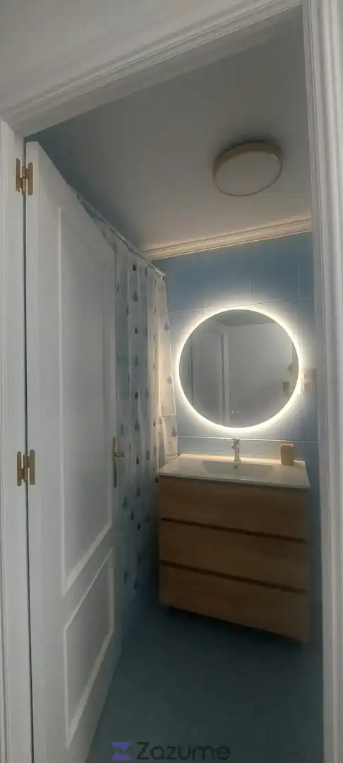 Bathroom of Flat for rent in Toledo  with Heating, Furnished and Oven
