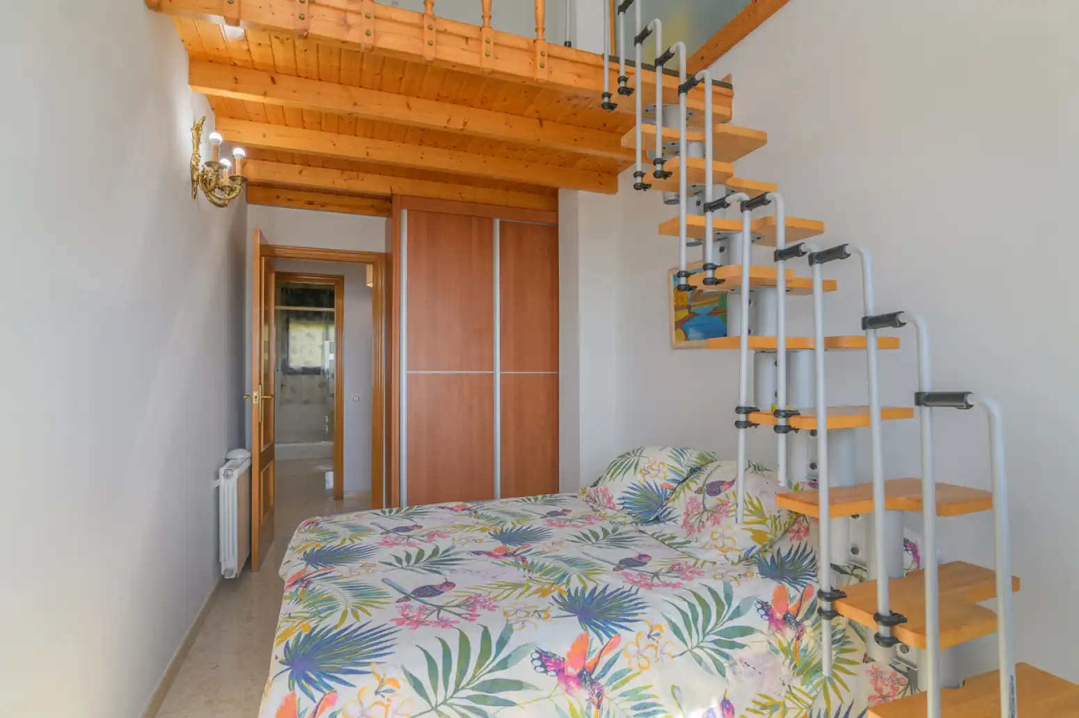 Habitación de Casa o chalet de alquiler en Viladecans con Terraza, Piscina y Balcón