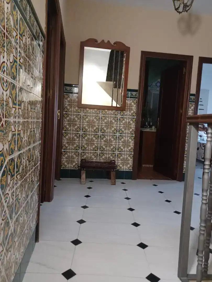 Bathroom of Flat for share in Dos Hermanas  with Air Conditioner, Furnished and Washing machine