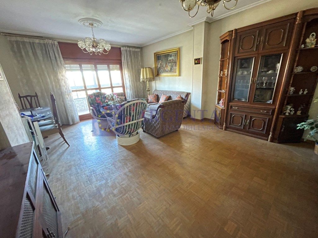 Living room of Flat for sale in Cáceres Capital  with Heating, Terrace and Furnished