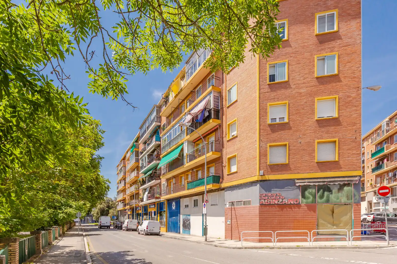 Vista exterior de Piso en venta en  Pamplona / Iruña con Calefacción, Parquet y Balcón
