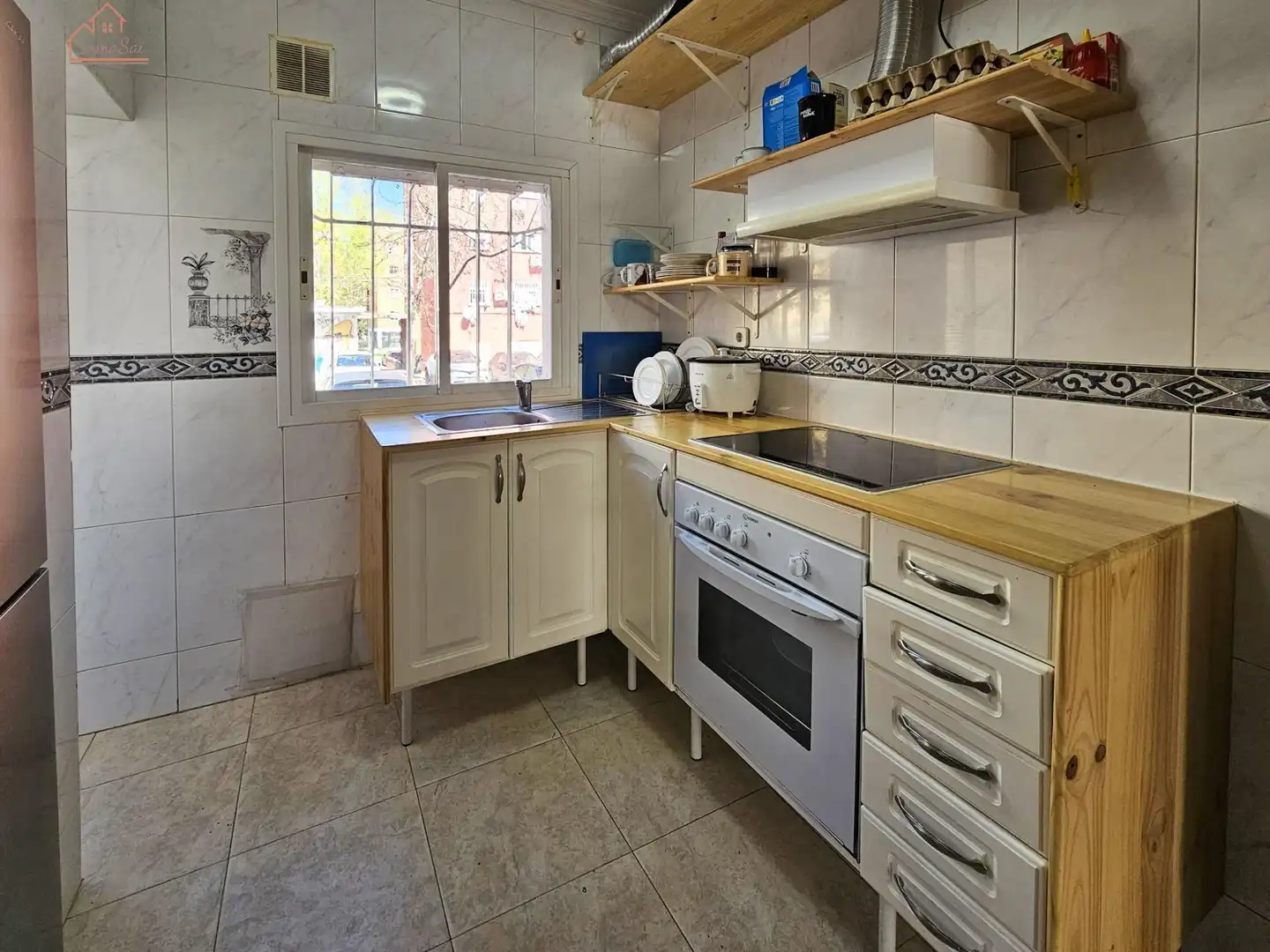 Cocina de Piso en venta en Madrid con Calefacción