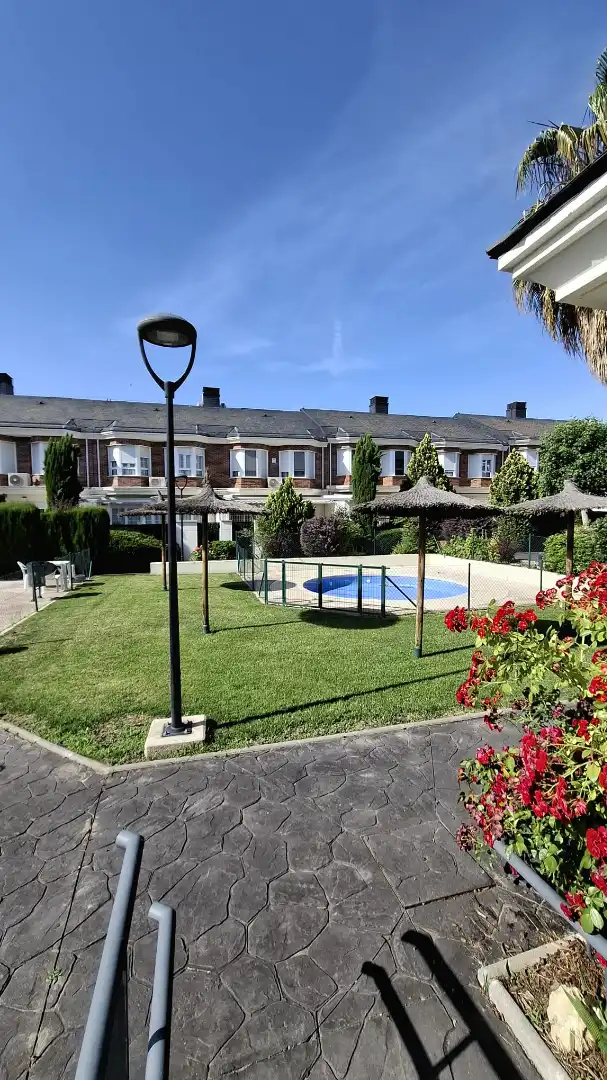 Reihenhaus mit Pool zum Verkauf in Calle de Grecia, imagen 5