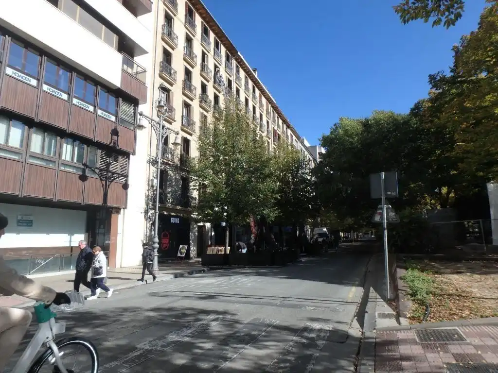 Office space with lift for sale in Casco Antiguo, imagen 24