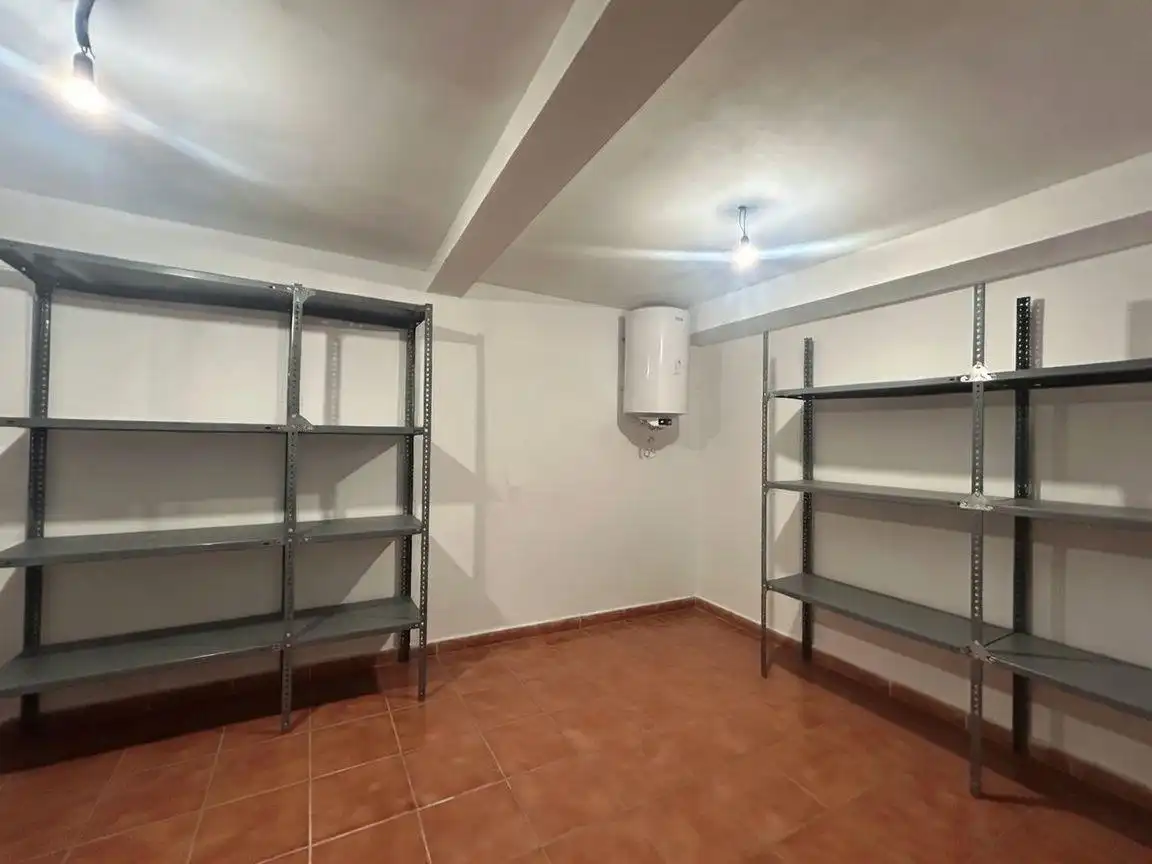 Flat for sale in Valtierra  with Air Conditioner, Parquet flooring and Storage room