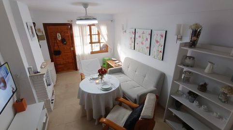 Foto 2 de Casa adosada en venta en Calle Romeral de Calypso, Calahonda, Mijas