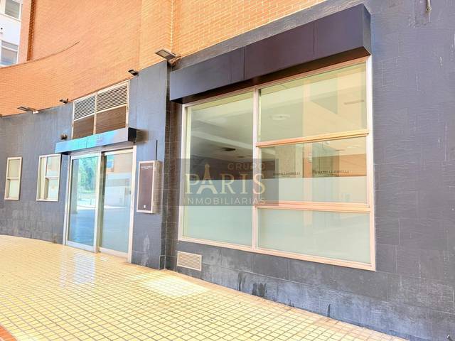 Local comercial en Alquiler en Casco Antiguo