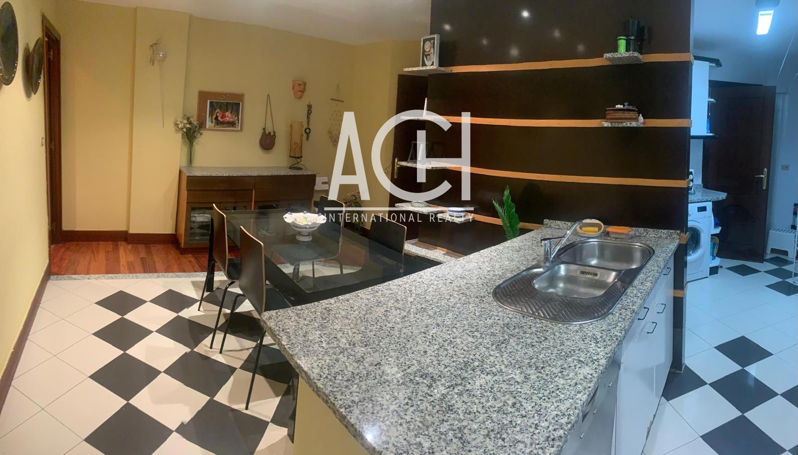 Flat for rent in Rodriguez Arias, Campuzano