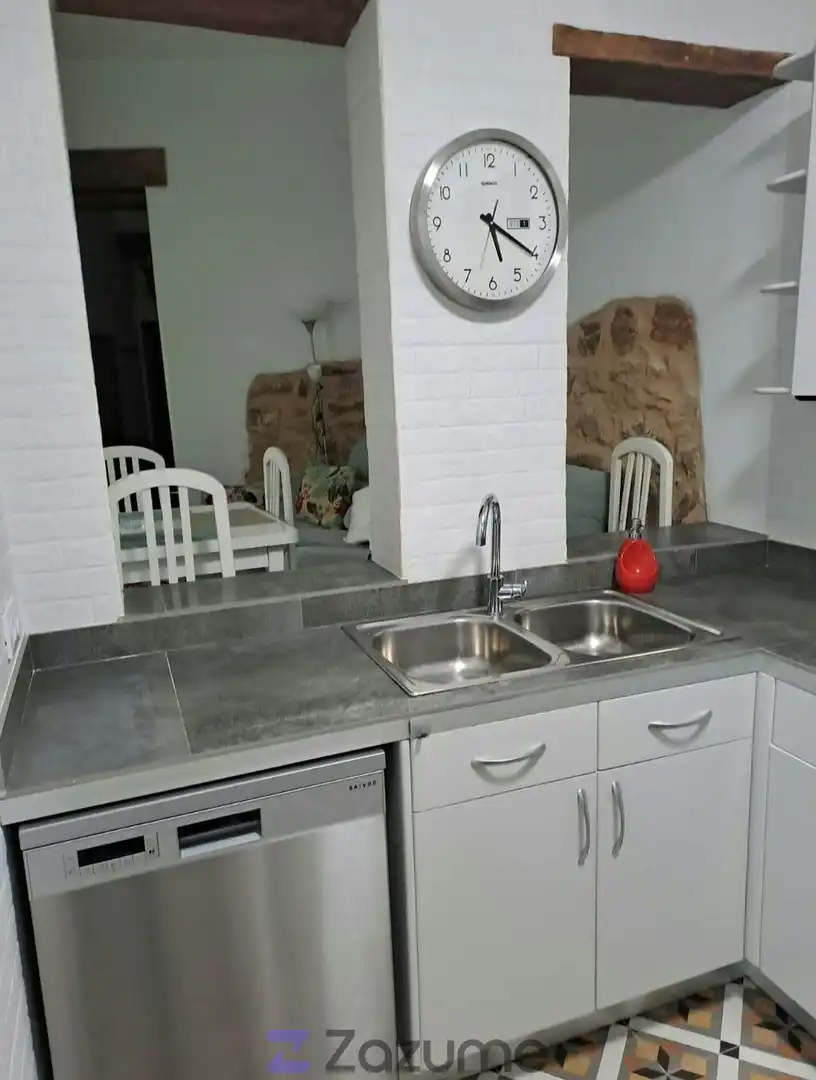Apartments for rent in C. Joaquín Ruano, 4, Centro ciudad