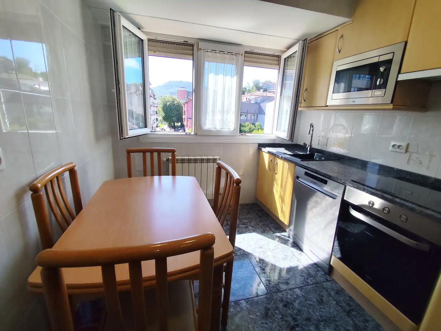 Appartamento con balcone in vendita a Erialdea / Centro, imagen 29
