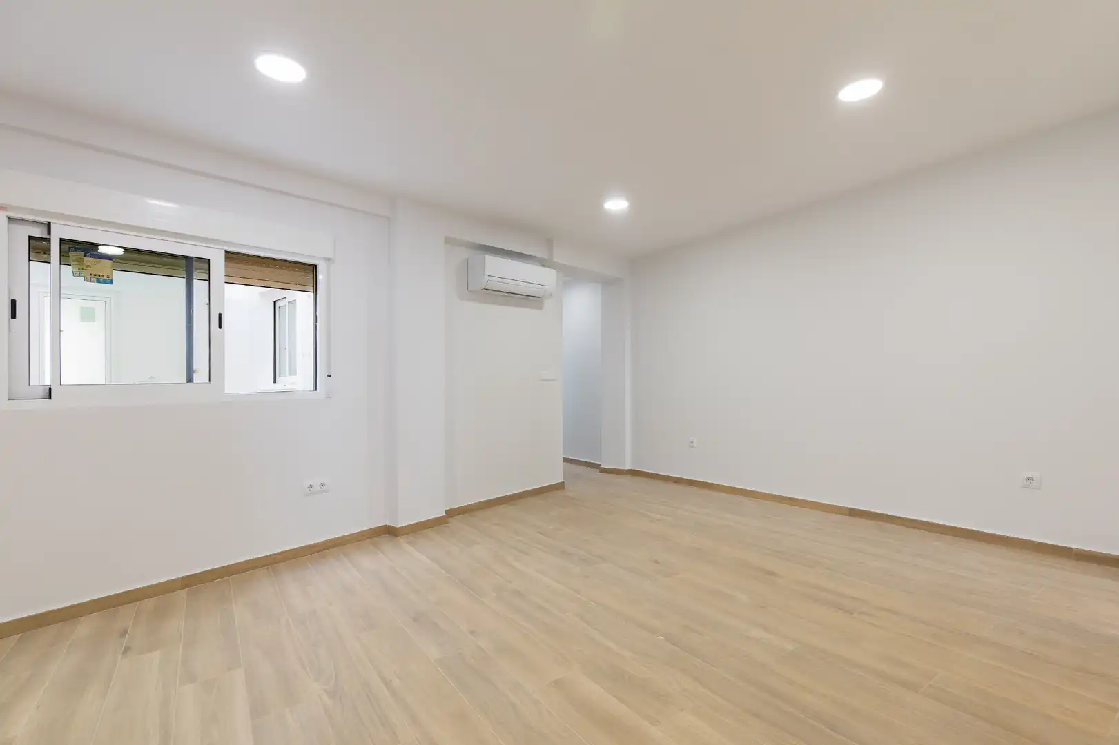 Piso de alquiler en Meliana con Aire acondicionado, Terraza y Horno