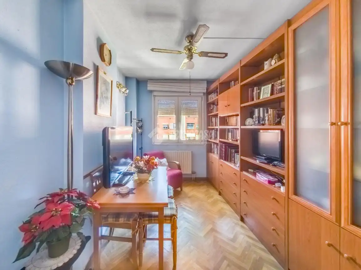 Habitación de Piso en venta en Madrid con Aire acondicionado y Calefacción