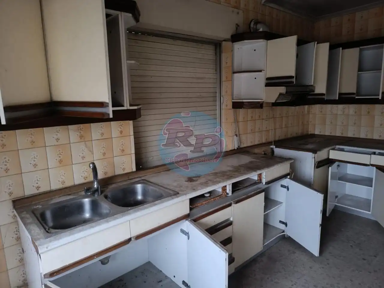 Cocina de Casa o chalet en venta en Bustillo del Páramo con Calefacción, Jardín privado y Terraza