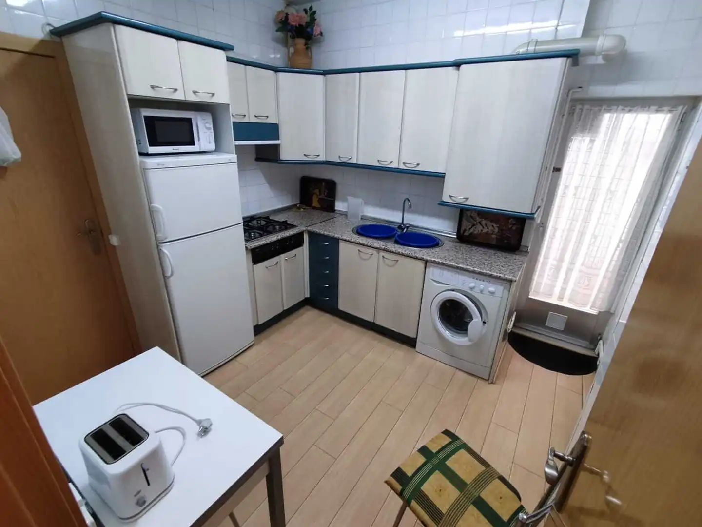 Küche von Wohnung zur Miete in Salamanca mit Heizung, Möbliert und Waschmaschine