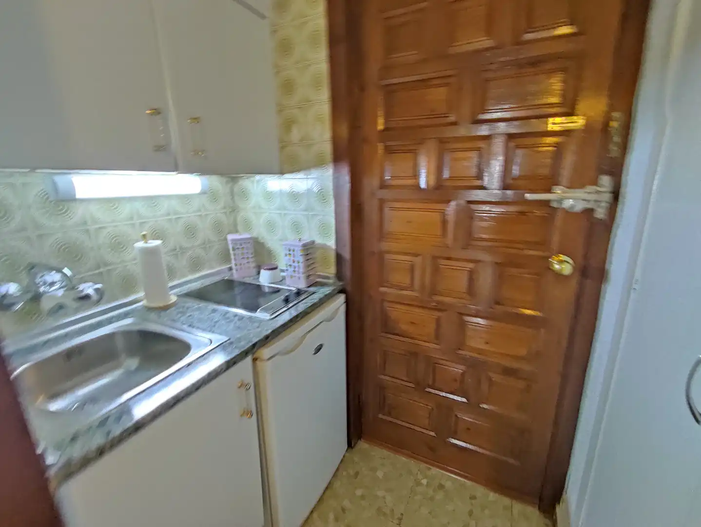 Cocina de Estudio en venta en Torremolinos con Terraza, Amueblado y Lavadora