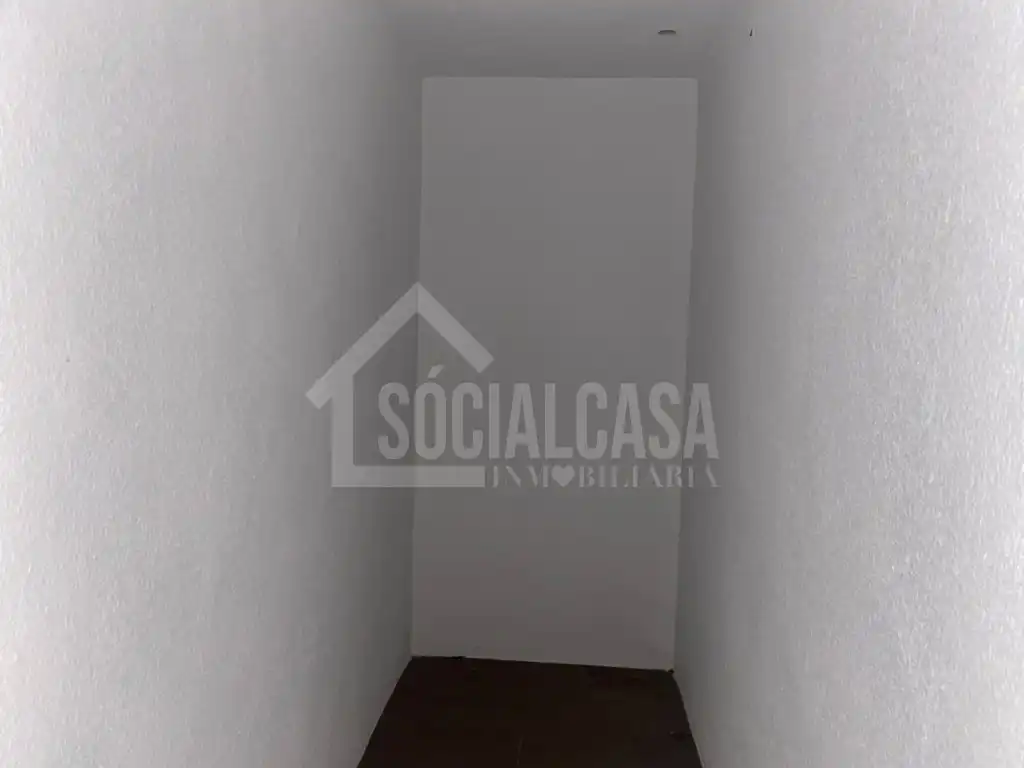 Local en venta en Calle Vazquez Aroca, Ciudad Jardín - Zoco