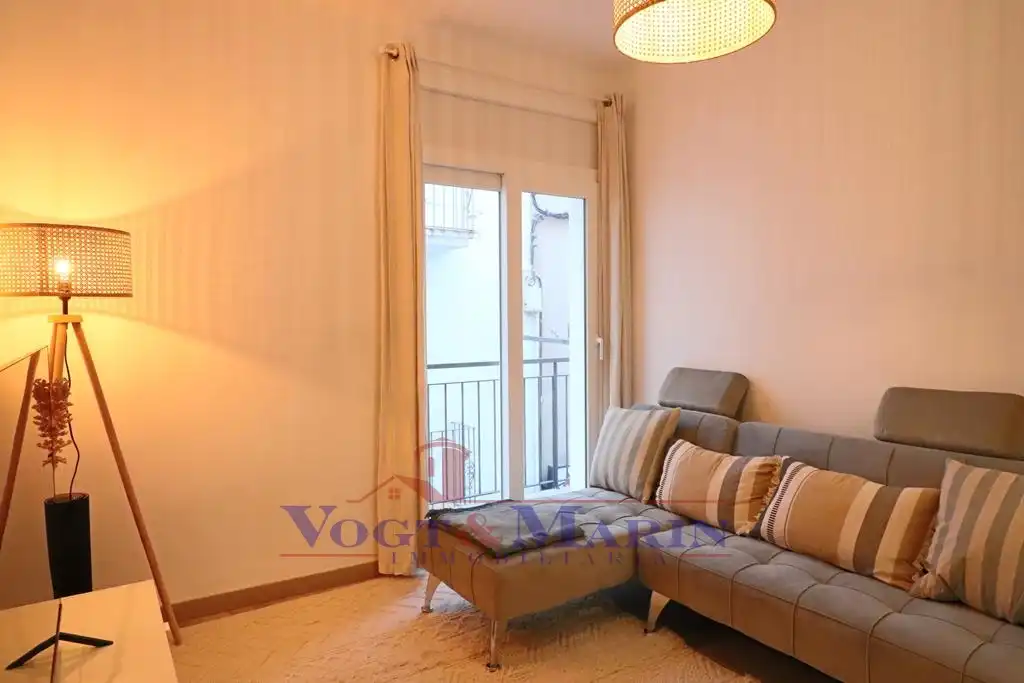 Apartamento con balcón en venta en Carrer del Castell de la Trinitat, imagen 8