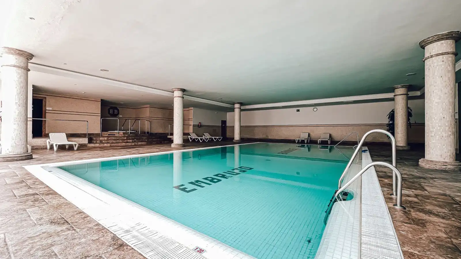 Piscina de Àtic de lloguer en Marbella amb Aire condicionat, Terrassa i Moblat