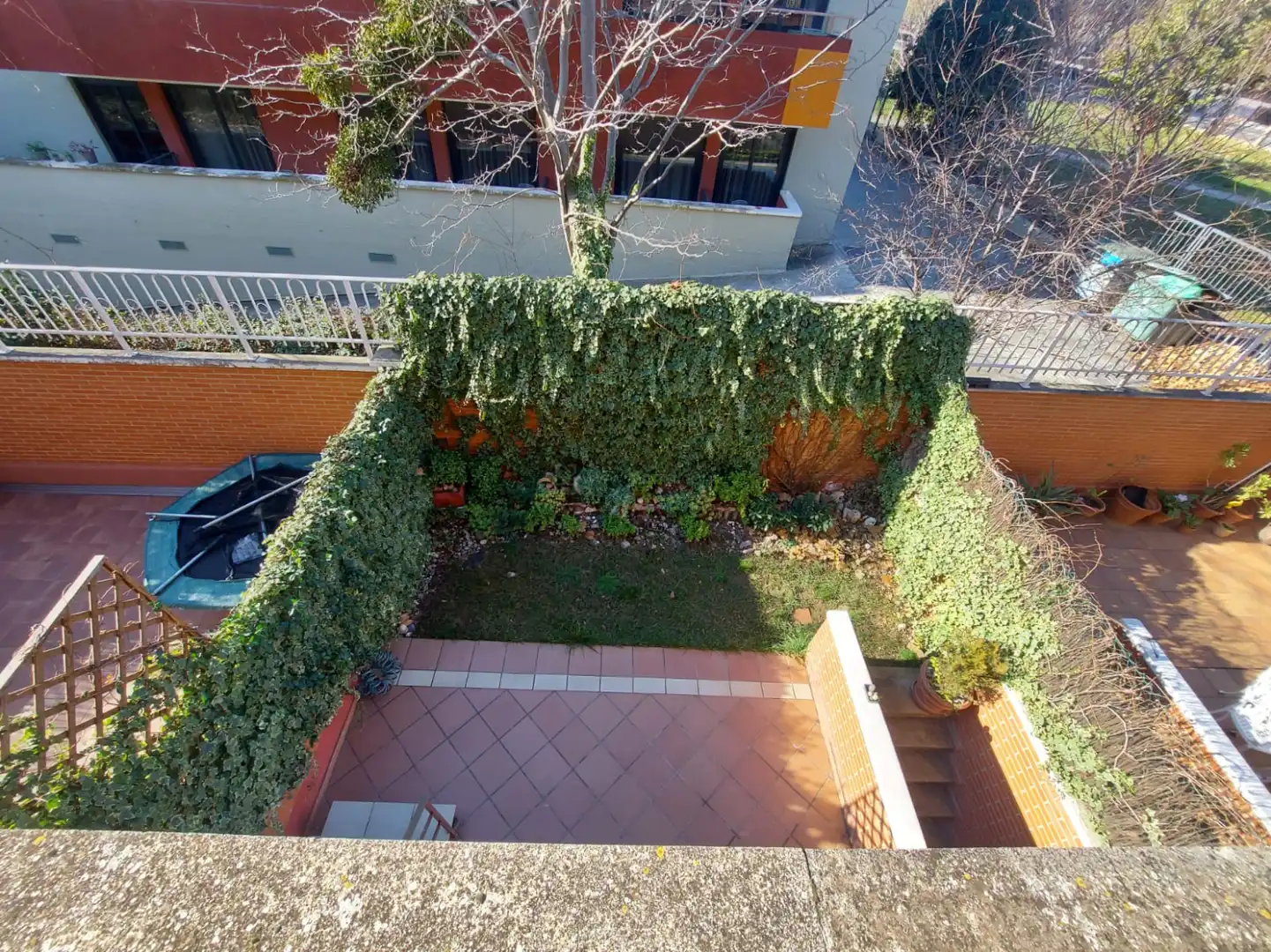 Jardín de Casa o chalet en venta en  Logroño con Aire acondicionado, Calefacción y Jardín privado