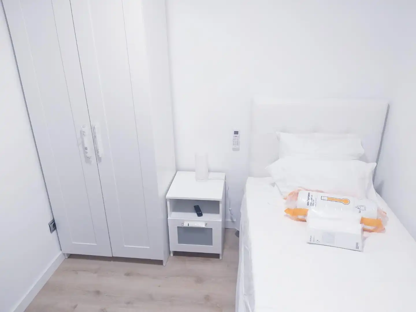 Habitación de Piso de alquiler en Sevilla con Aire acondicionado y Amueblado