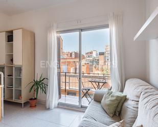 Exterior view of Apartment for sale in  Barcelona Capital  with Air Conditioner, Heating and Storage room