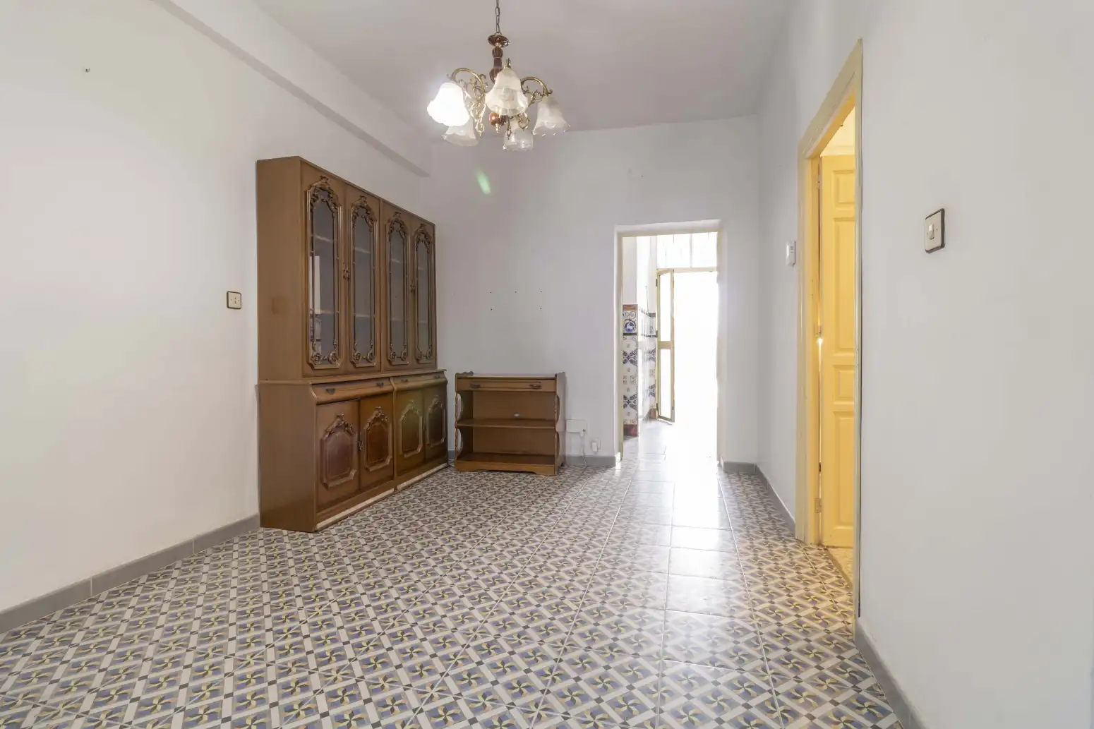 Detached homes for sale in Sevilla  with Air Conditioner, Terrace and Balcony