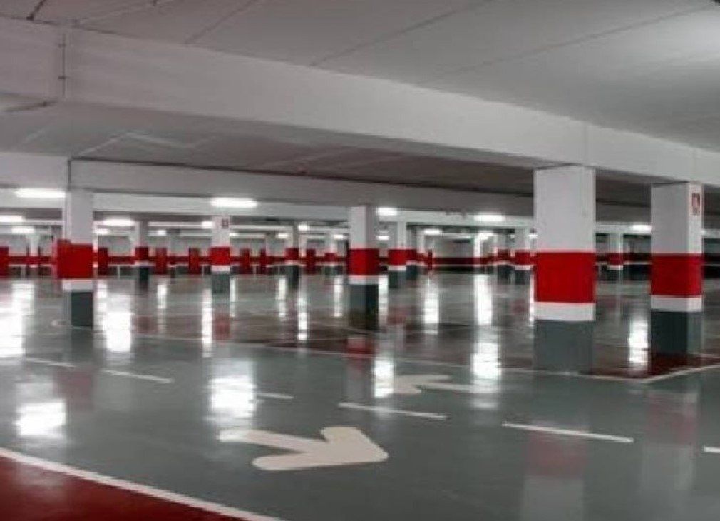 Parkplatz von Garage zum Verkauf in Fraga