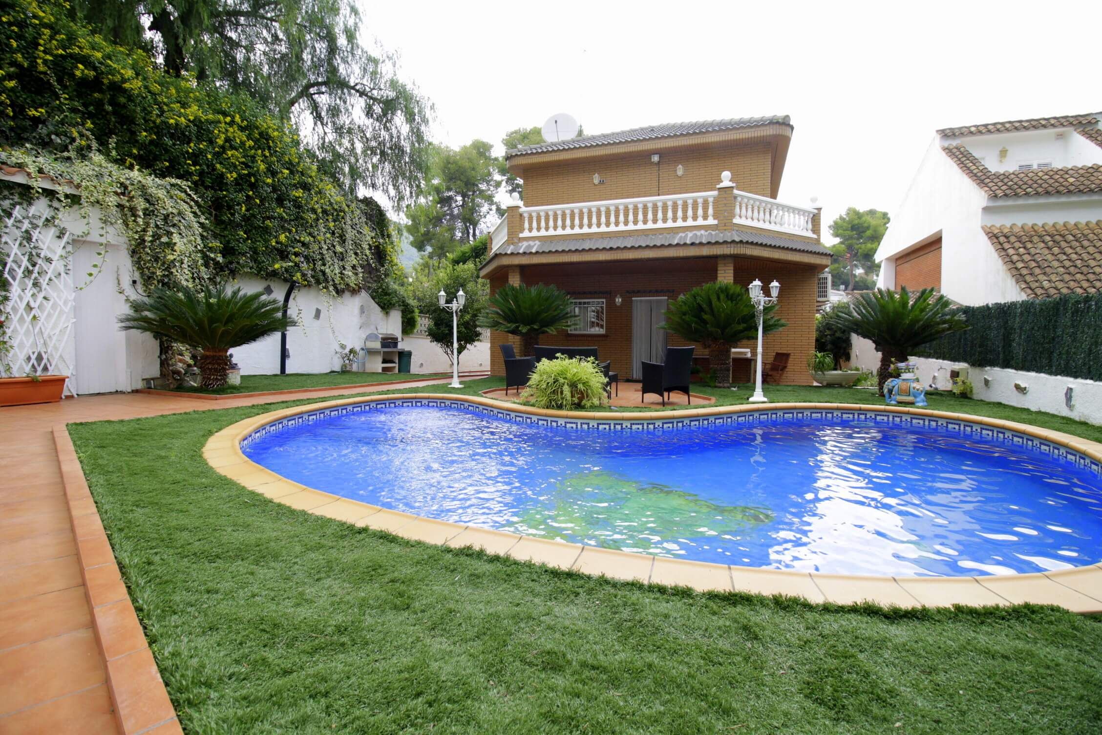 Piscina de Casa o xalet de lloguer en Castelldefels amb Aire condicionat, Calefacció i Jardí privat