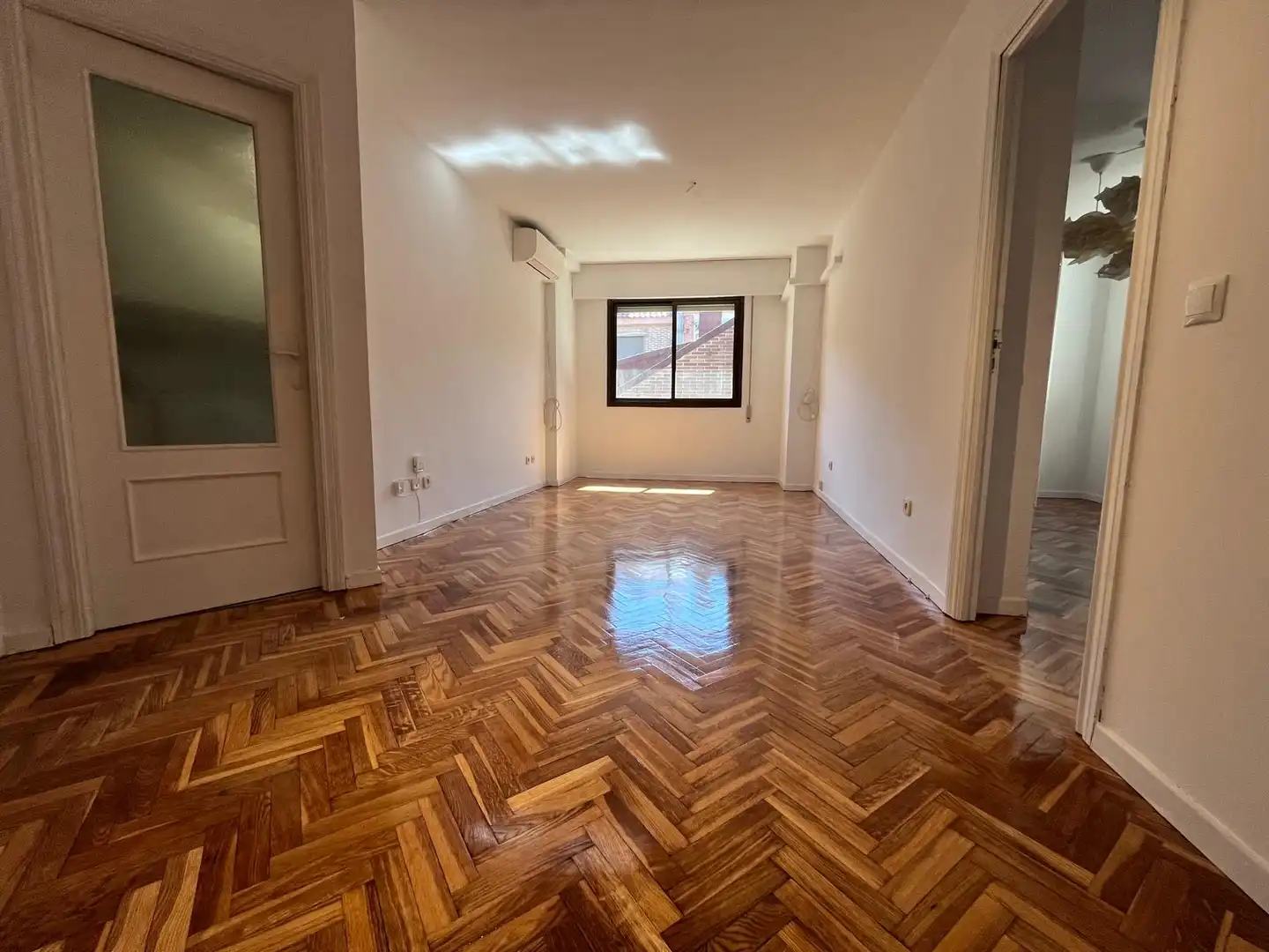 Sala de estar de Apartamento de alquiler en Las Rozas de Madrid con Aire acondicionado, Calefacción y Parquet