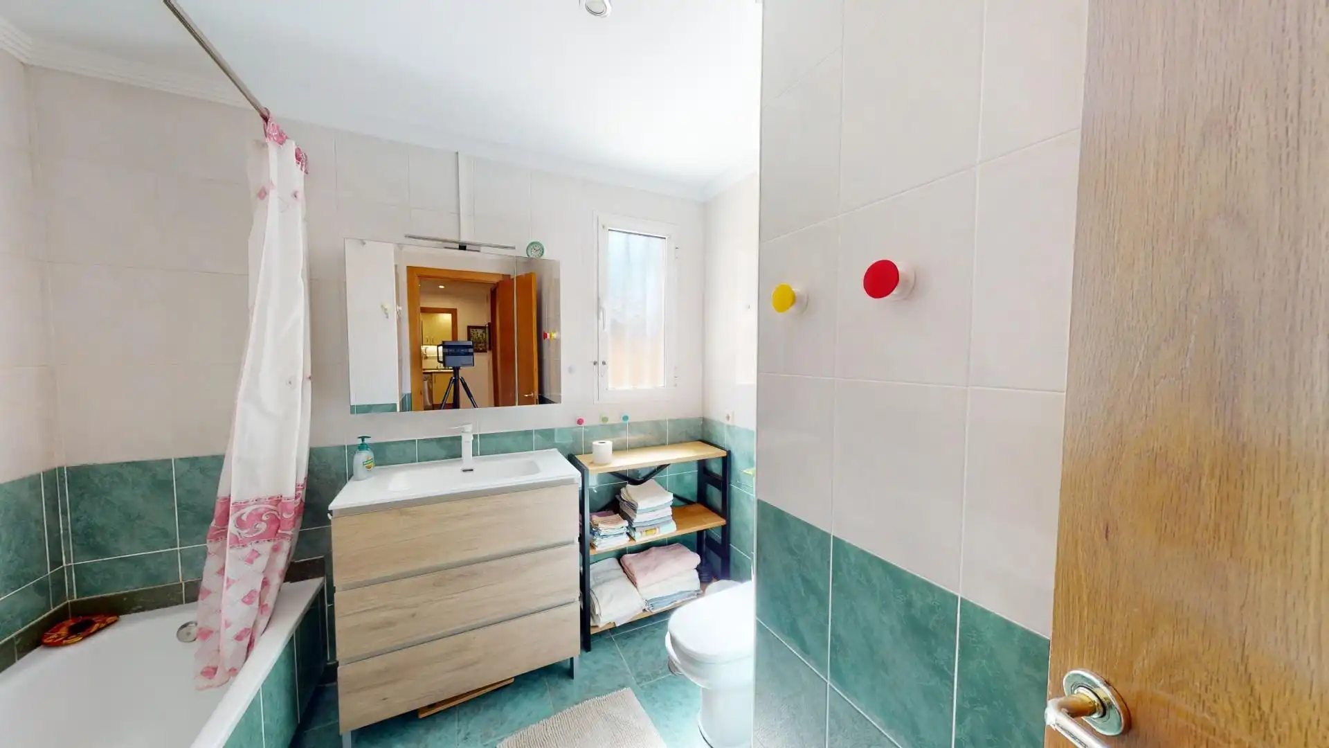 Badezimmer von Wohnungen zum Verkauf in L'Alfàs del Pi mit Klimaanlage, Privatgarten und Terrasse