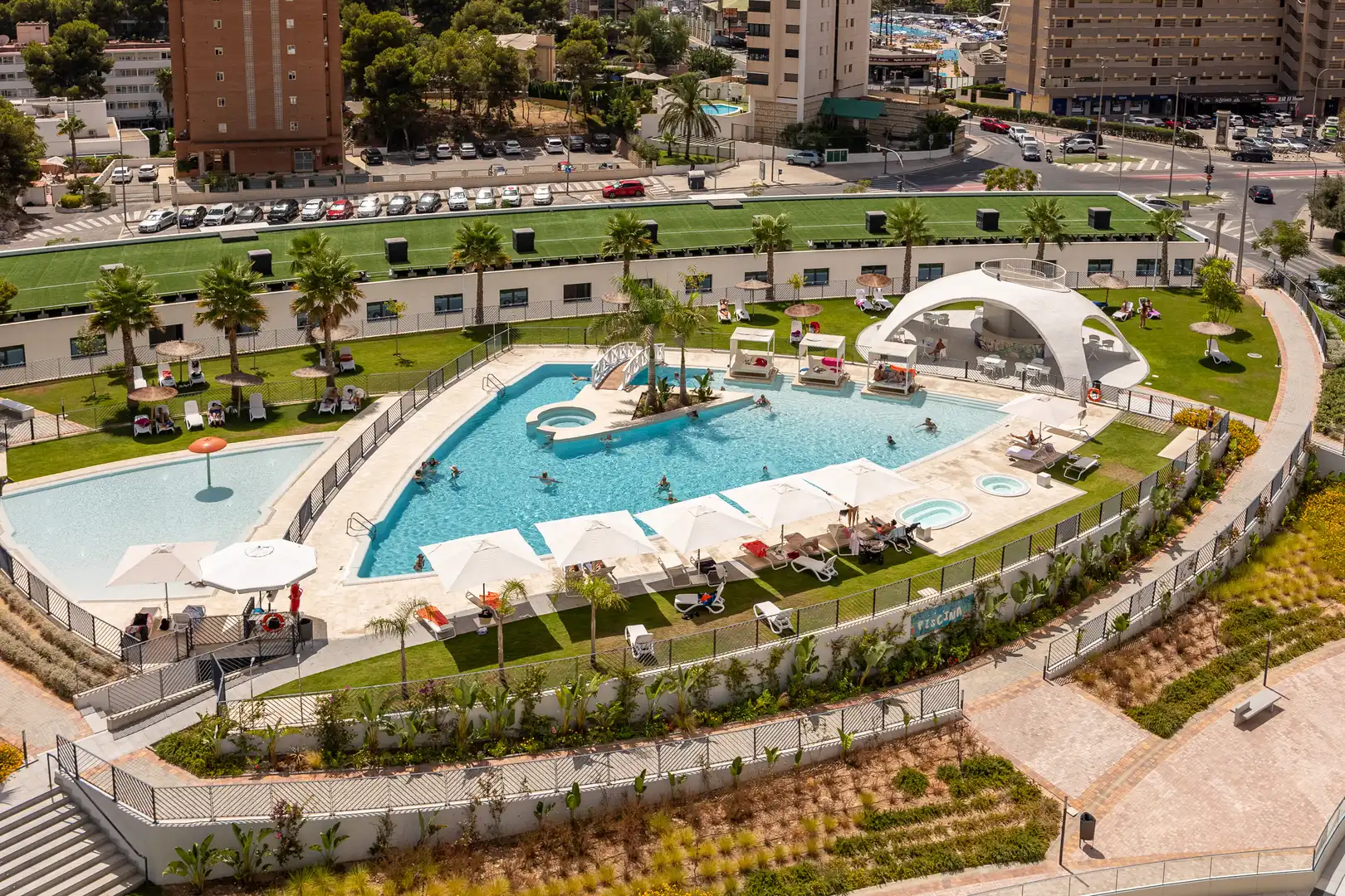 Piscina de Apartamento en venta en Benidorm con Trastero, Piscina y Amueblado