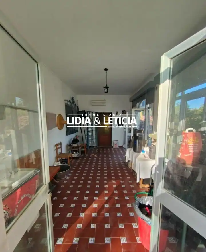 Exterior view of Houses for sale in El Viso del Alcor  with Private garden, Swimming Pool and Furnished