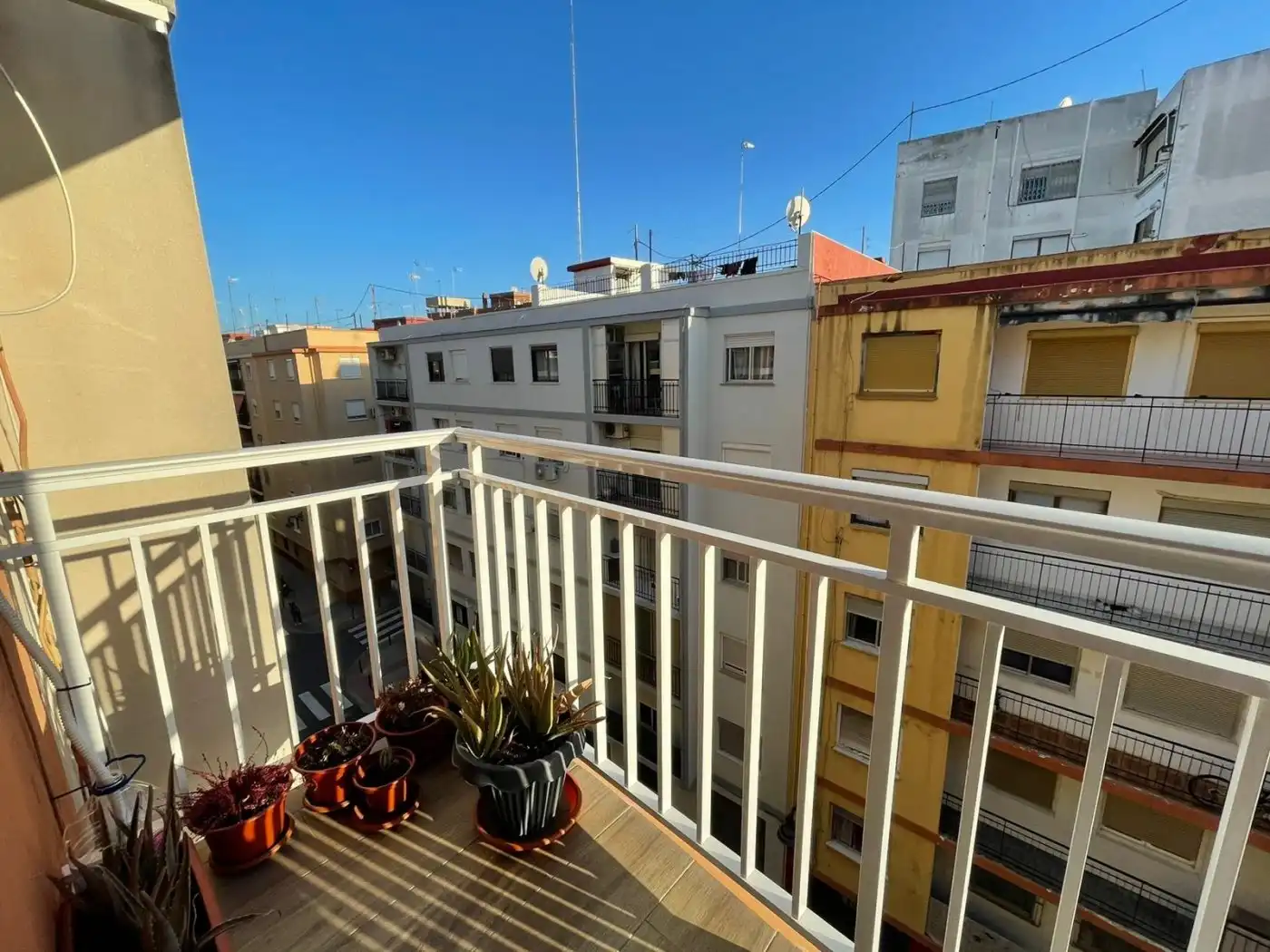 Flat for rent in Calle SANTA TERESA, La Constitución - Canaleta
