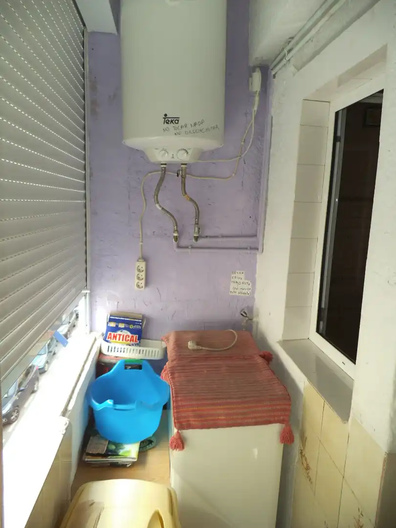 Bathroom of Flat for rent in El Campello  with Air Conditioner, Heating and Furnished