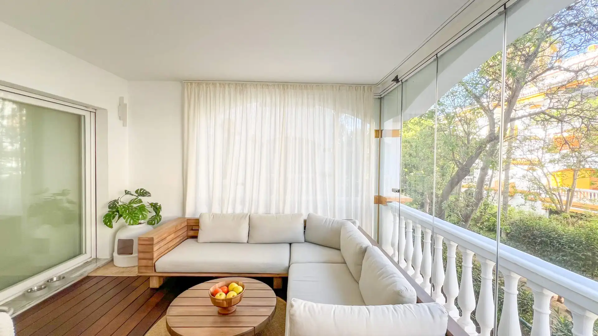 Terrassa de Apartament en venda en Marbella amb Terrassa i Piscina comunitària