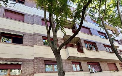 Exterior view of Flat for sale in  Zaragoza Capital  with Air Conditioner, Heating and Terrace