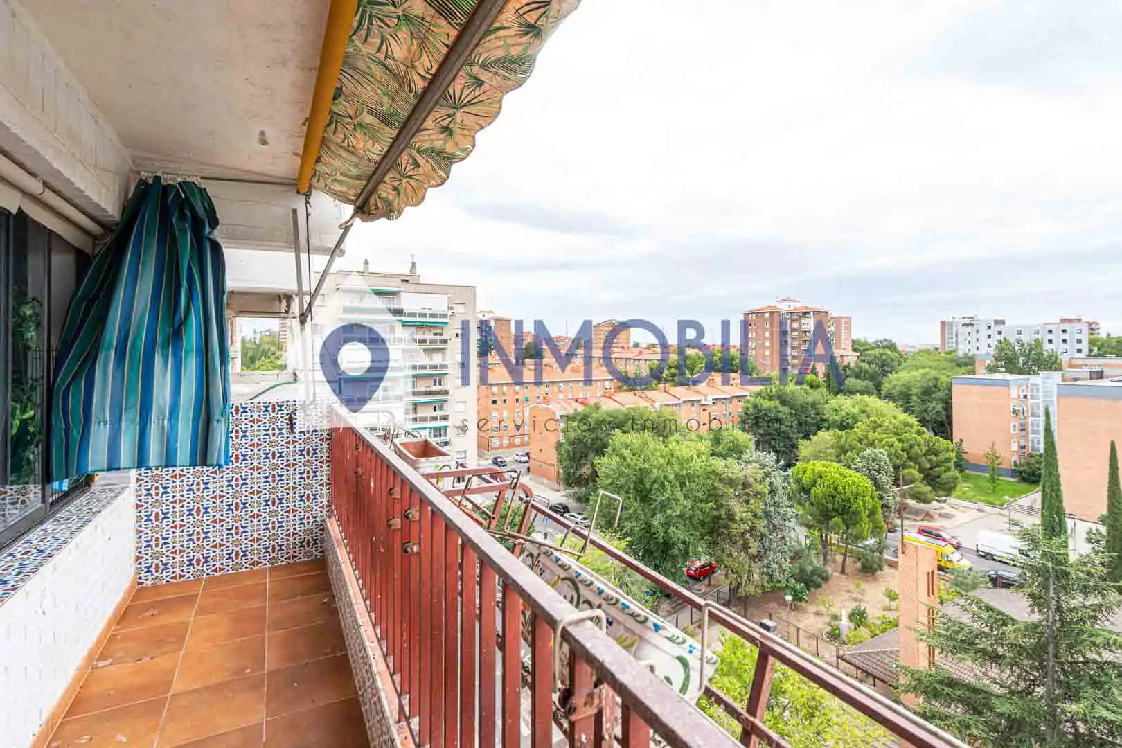 Außenansicht von Wohnung zum Verkauf in Madrid mit Klimaanlage, Heizung und Terrasse