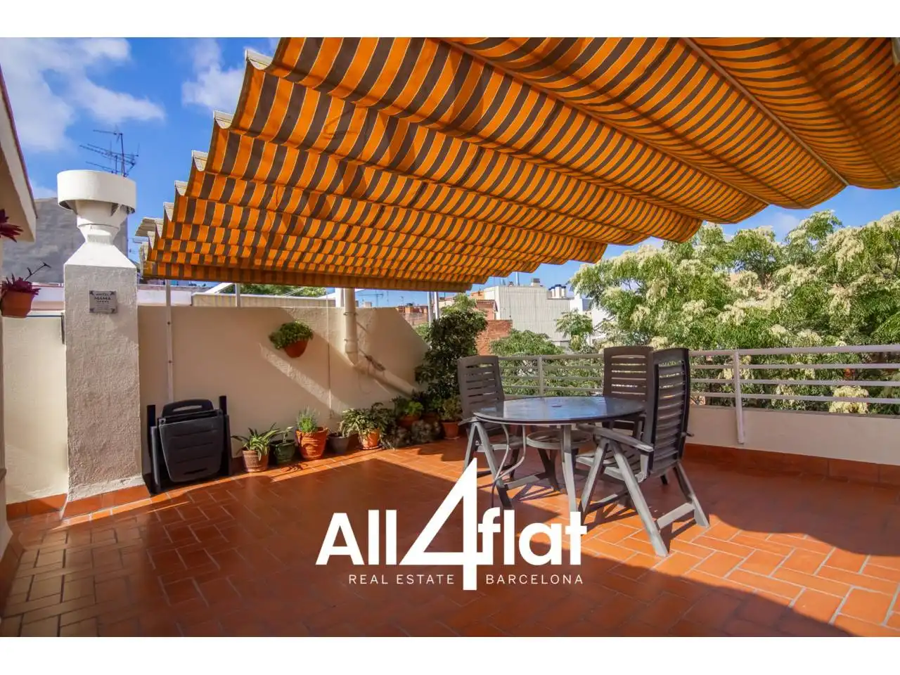 Terrace of Duplexes for rent in Barcelona  with Air Conditioner, Heating and Terrace