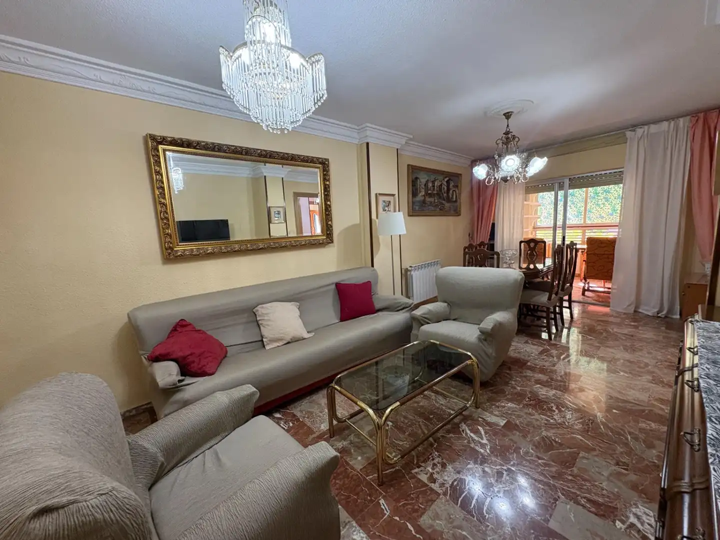 Living room of Flat for rent in Granada  with Heating, Terrace and Furnished
