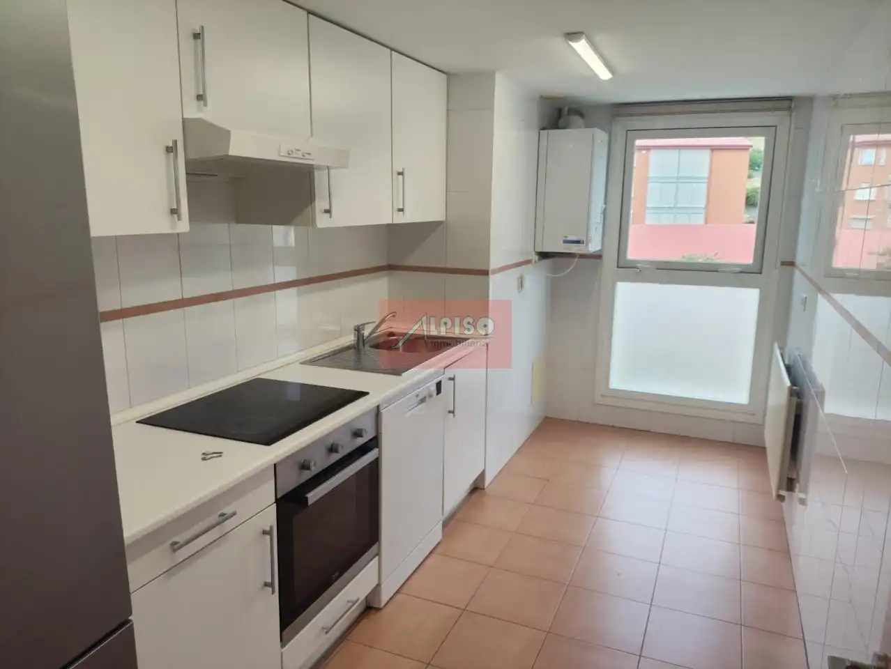 Küche von Wohnung zum Verkauf in Ourense Capital  mit Heizung und Möbliert