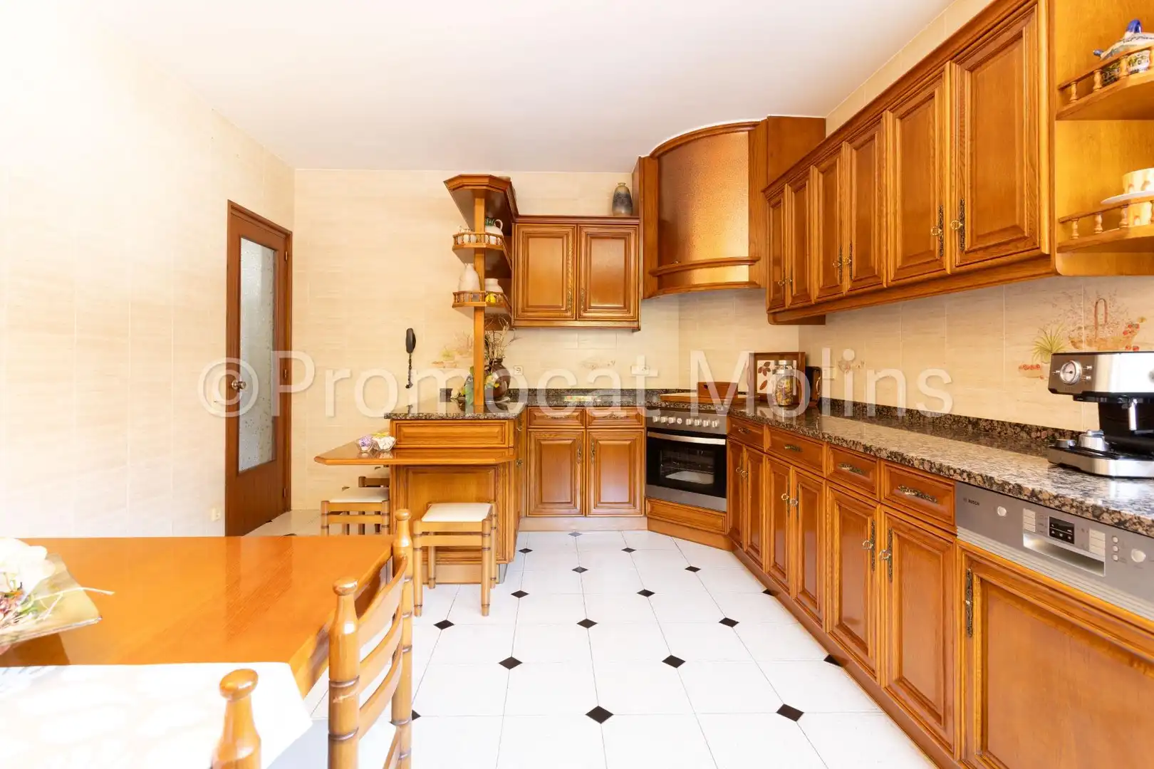 Cocina de Casa o chalet en venta en La Palma de Cervelló con Calefacción, Jardín privado y Terraza