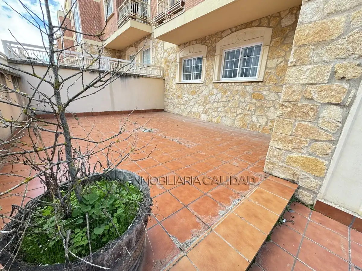 Terraza de Piso en venta en Burgos con Calefacción