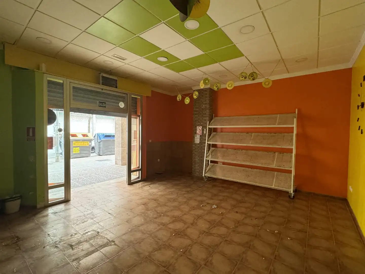 Geschaftsraum zur Miete in Joaquina Eguaras