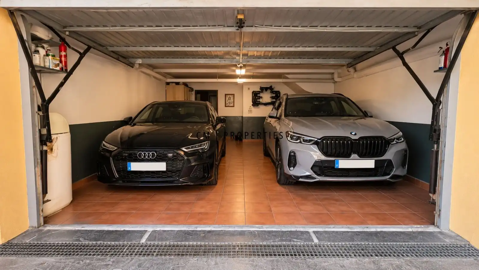 Parking of Detached homes for rent in Campolivar