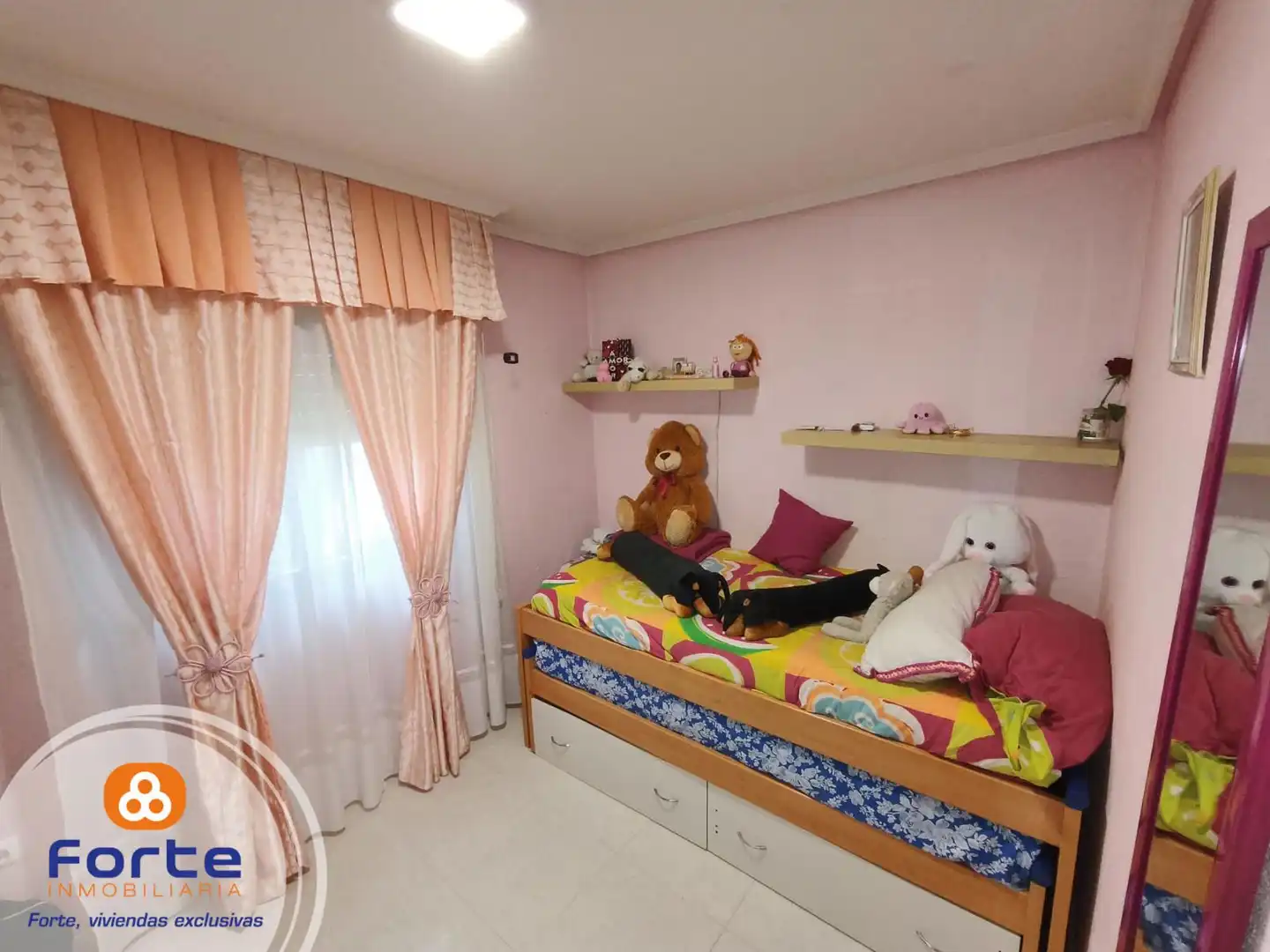 Habitación de Piso en venta en Córdoba con Aire acondicionado y Calefacción