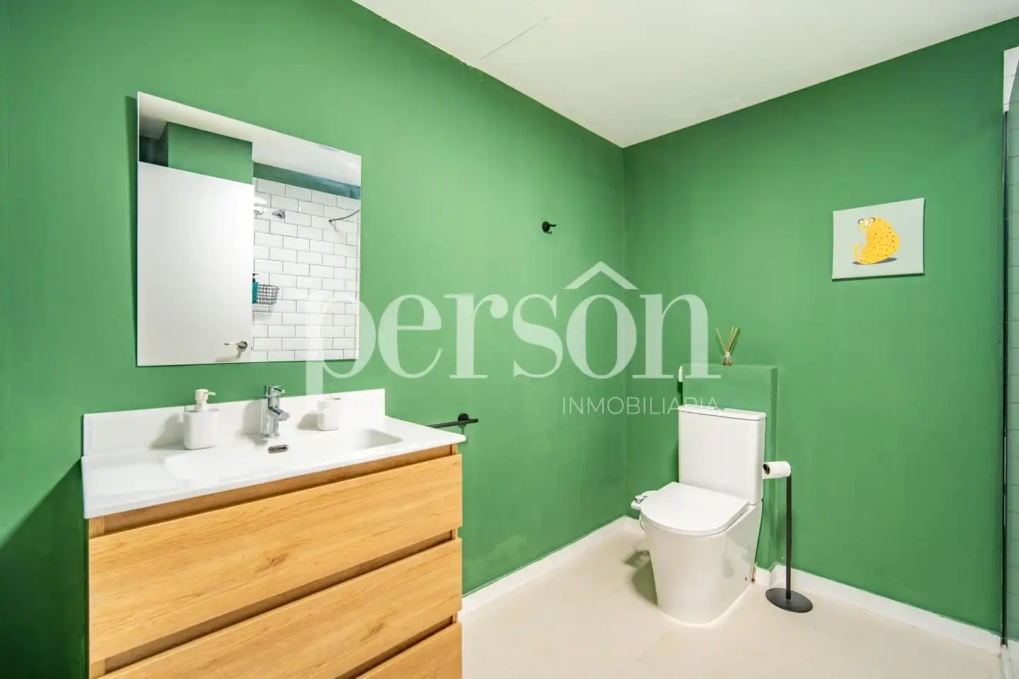 Bathroom of Ground floor for sale in Valencia  with Air Conditioner, Heating and Terrace